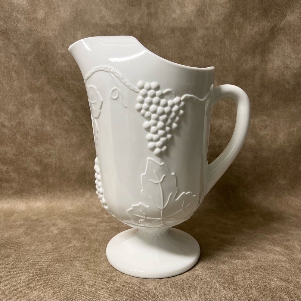 Vintage Pitcher Milk Glass Harvest Grapes Pattern Large 11"